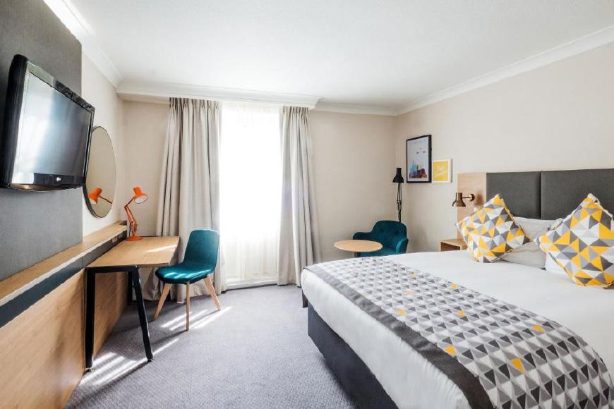 Tuinreis-Surrey-hotel02